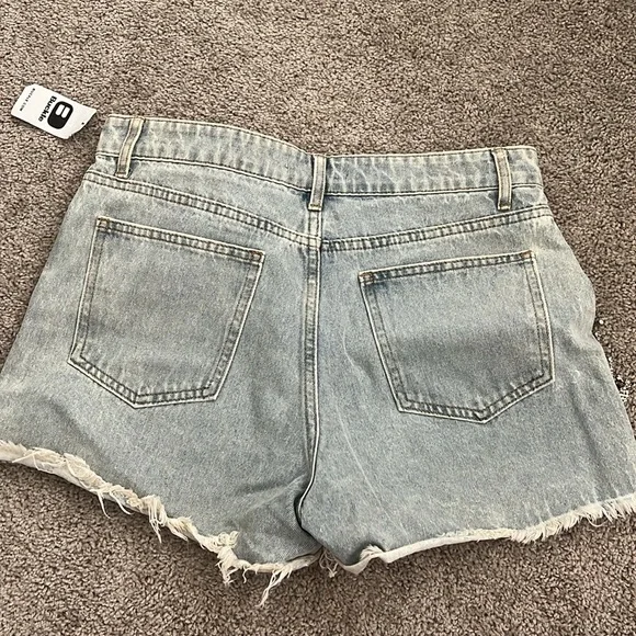 Buckle (blue b) Rhinestone denim shorts - Picture 3 of 3